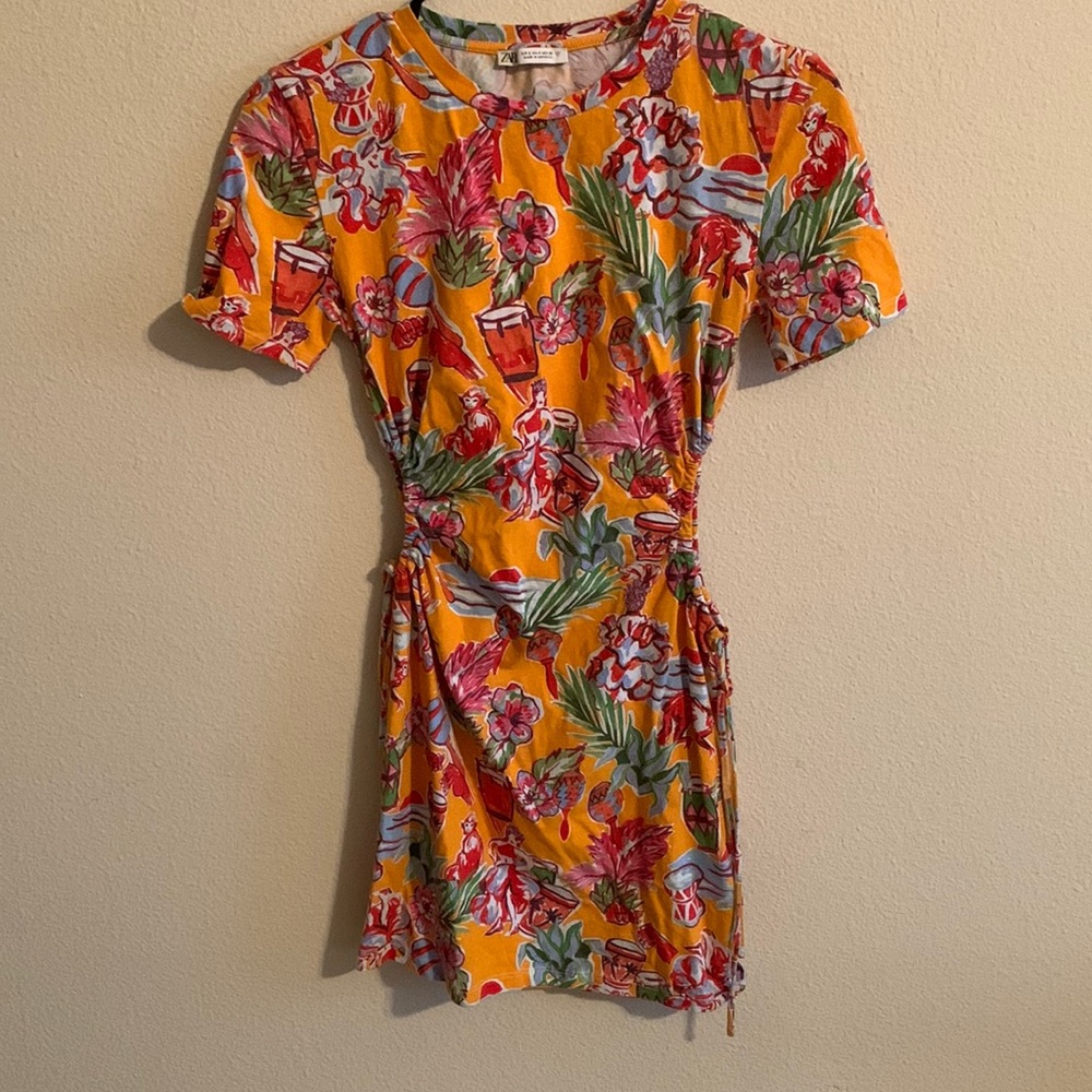 Woman’s Hawaiian Print Dress with Cut out sides